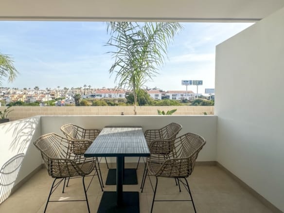 2 Bedroom Property in Orihuela Costa
