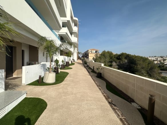 2 Bedroom Property in Orihuela Costa