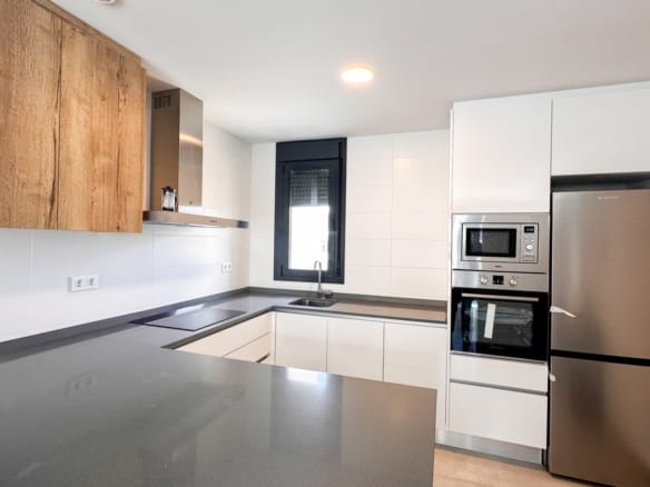 2 Bedroom Property in Orihuela Costa