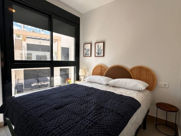 2 Bedroom Property in Orihuela Costa