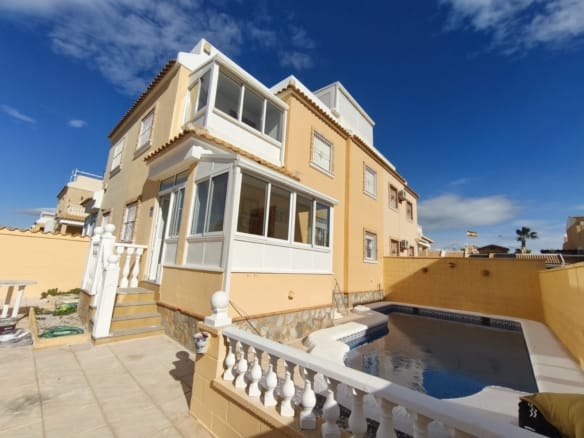 3 Bedroom Property in Rojales
