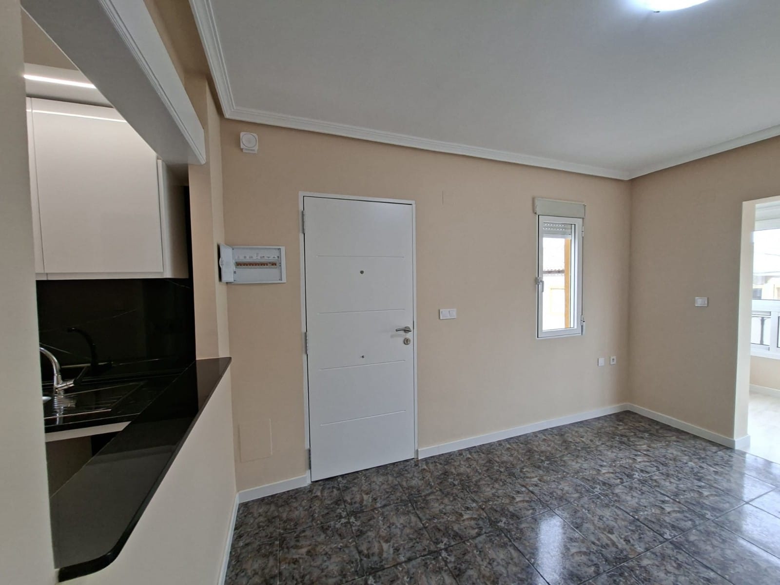 2 Bedroom Property in Orihuela Costa