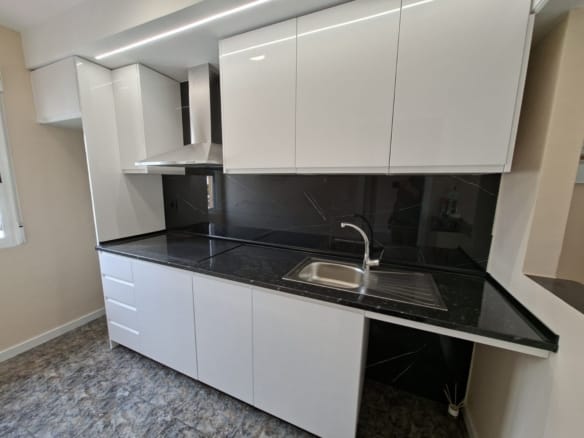 2 Bedroom Property in Orihuela Costa