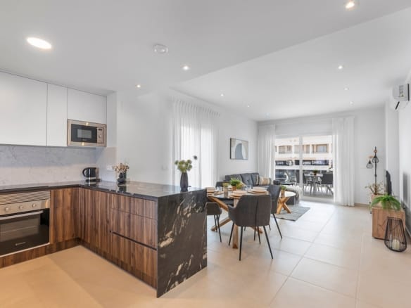2 Bedroom Property in Vistabella Golf