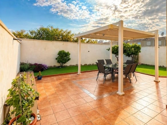 3 Bedroom Property in Torrevieja