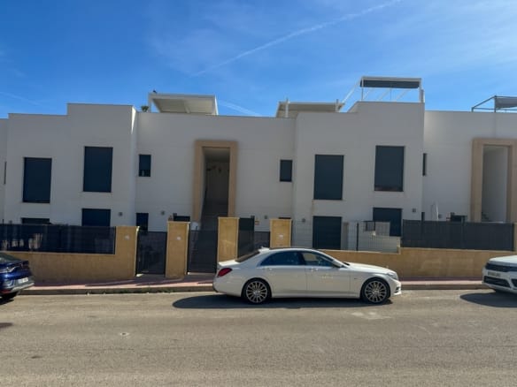 2 Bedroom Property in Orihuela Costa