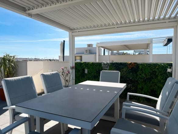 2 Bedroom Property in Orihuela Costa