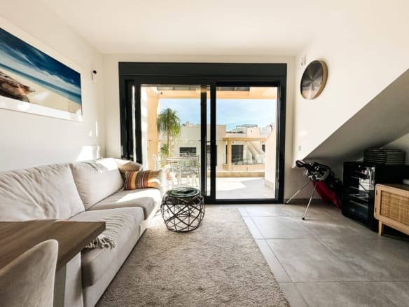 2 Bedroom Property in Orihuela Costa