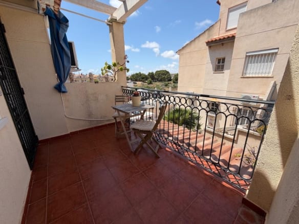 2 Bedroom Property in Orihuela Costa