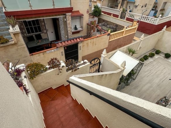 2 Bedroom Property in Orihuela Costa