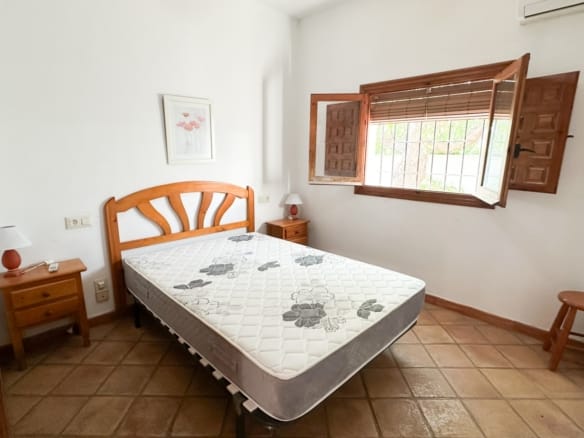 4 Bedroom Property in Cabo Roig