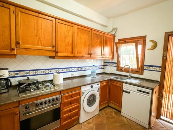 4 Bedroom Property in Cabo Roig