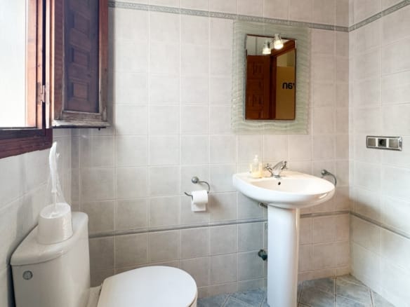 4 Bedroom Property in Cabo Roig