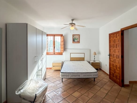 4 Bedroom Property in Cabo Roig