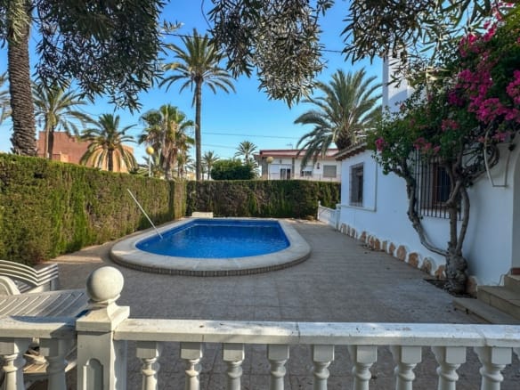 4 Bedroom Property in Cabo Roig