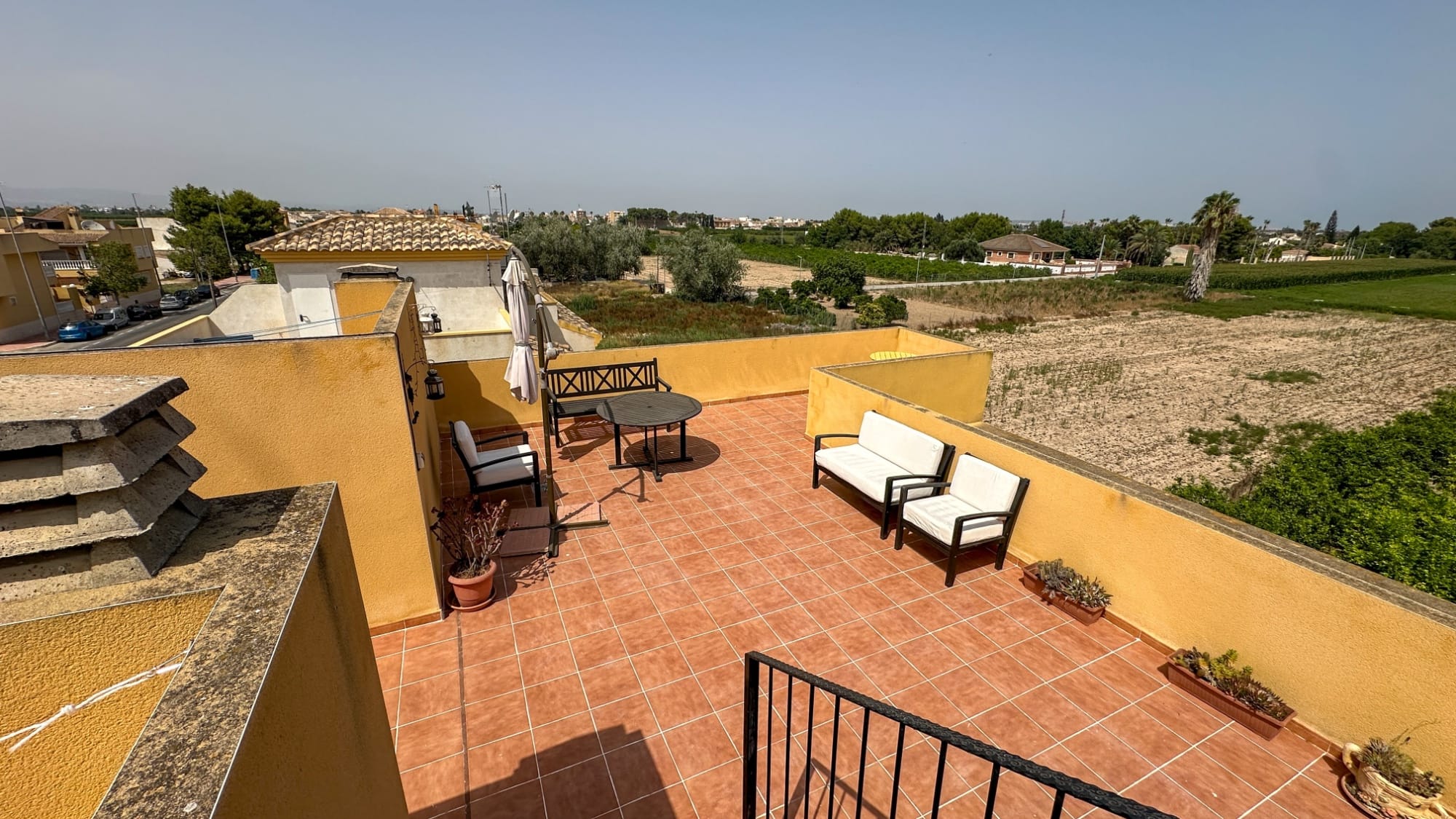 2 Bedroom Property in Daya Nueva