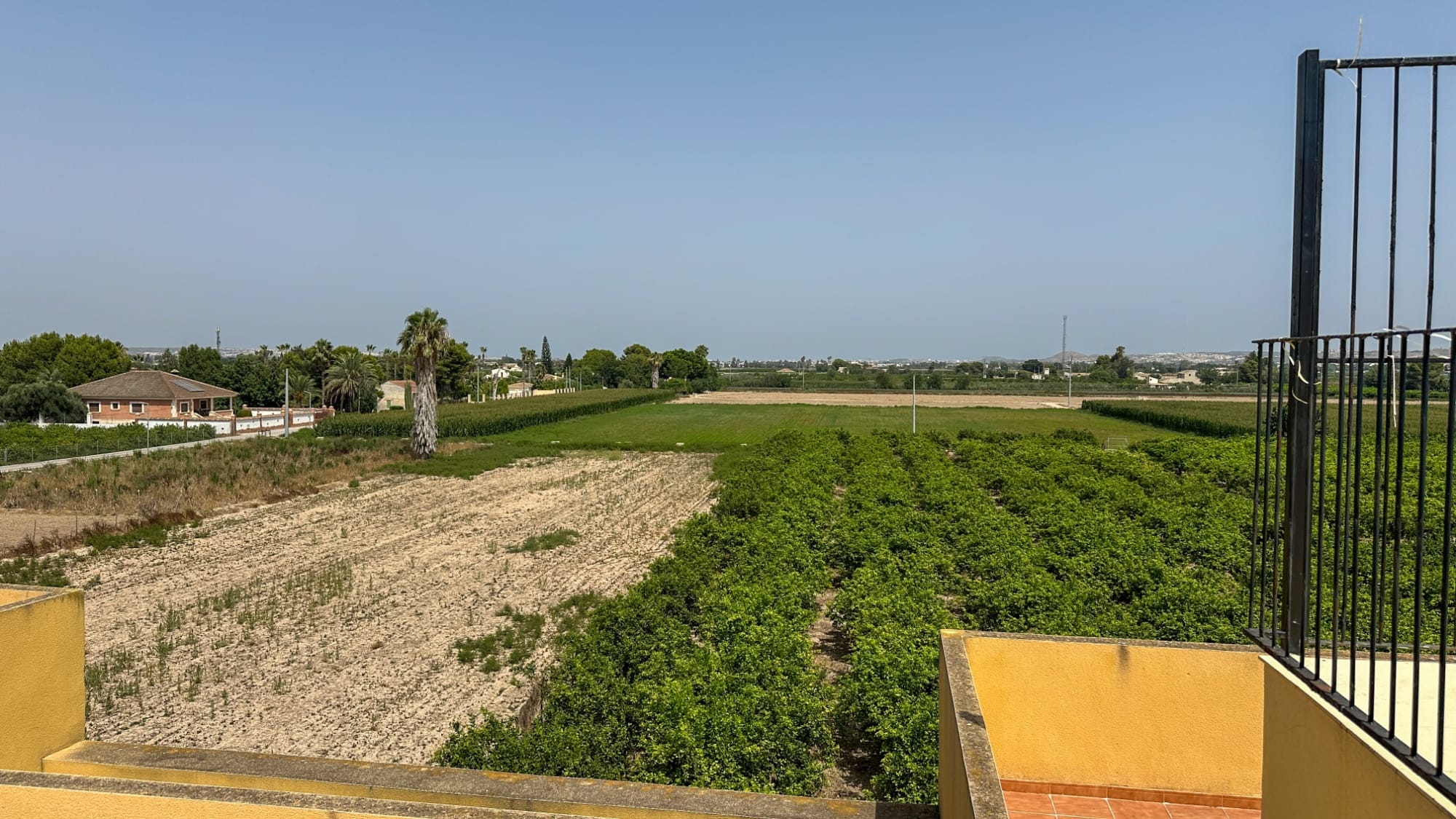 2 Bedroom Property in Daya Nueva