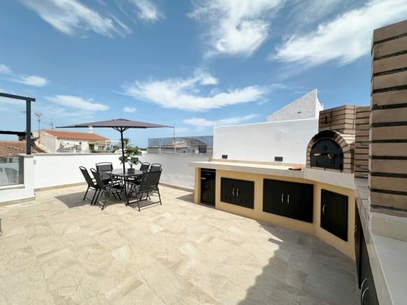 3 Bedroom Property in Torrevieja