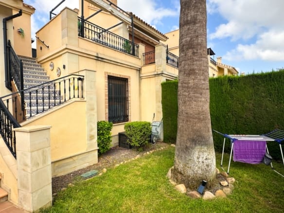2 Bedroom Property in La Finca Golf