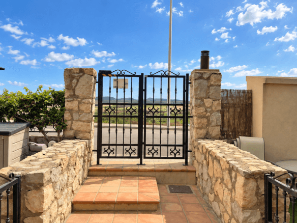 2 Bedroom Property in La Finca Golf