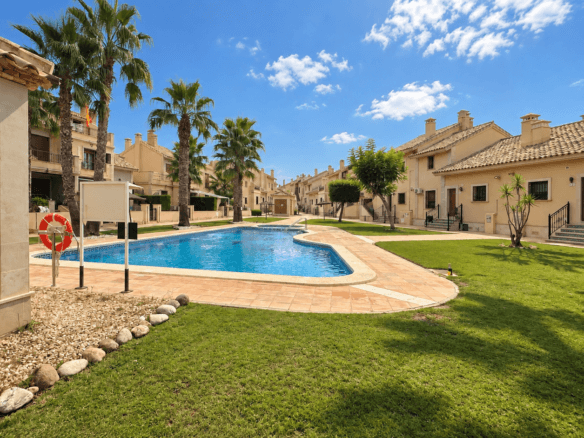 2 Bedroom Property in La Finca Golf