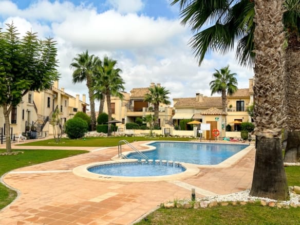 2 Bedroom Property in La Finca Golf
