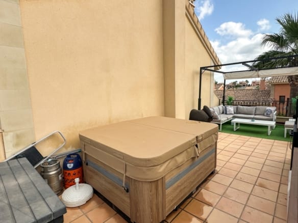 2 Bedroom Property in La Finca Golf