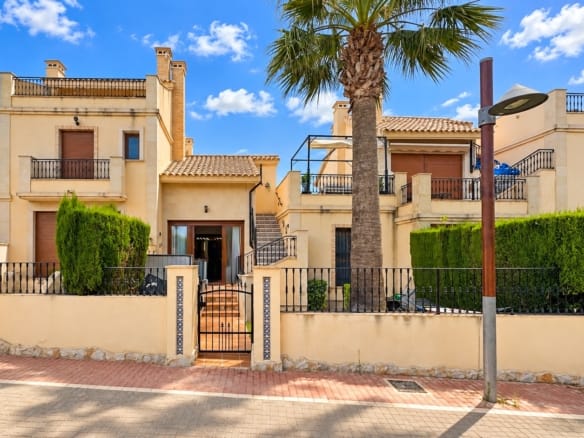2 Bedroom Property in La Finca Golf