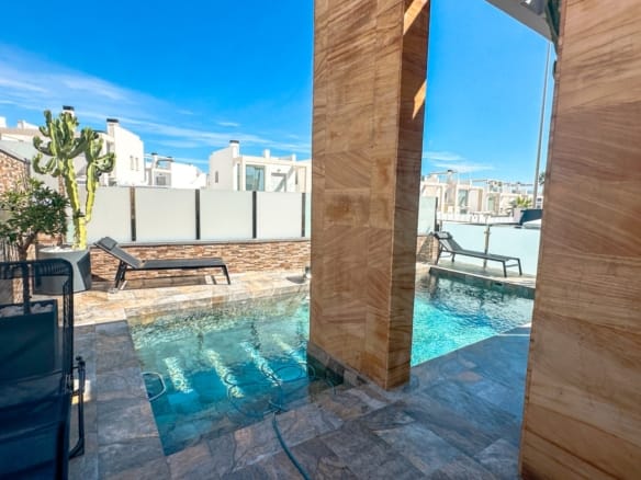 3 Bedroom Property in Lomas de Cabo Roig