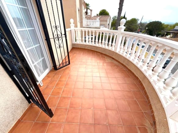 3 Bedroom Property in Orihuela Costa