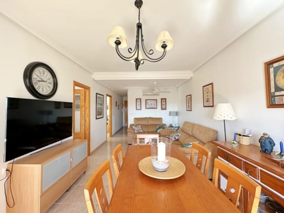 2 Bedroom Property in Orihuela Costa