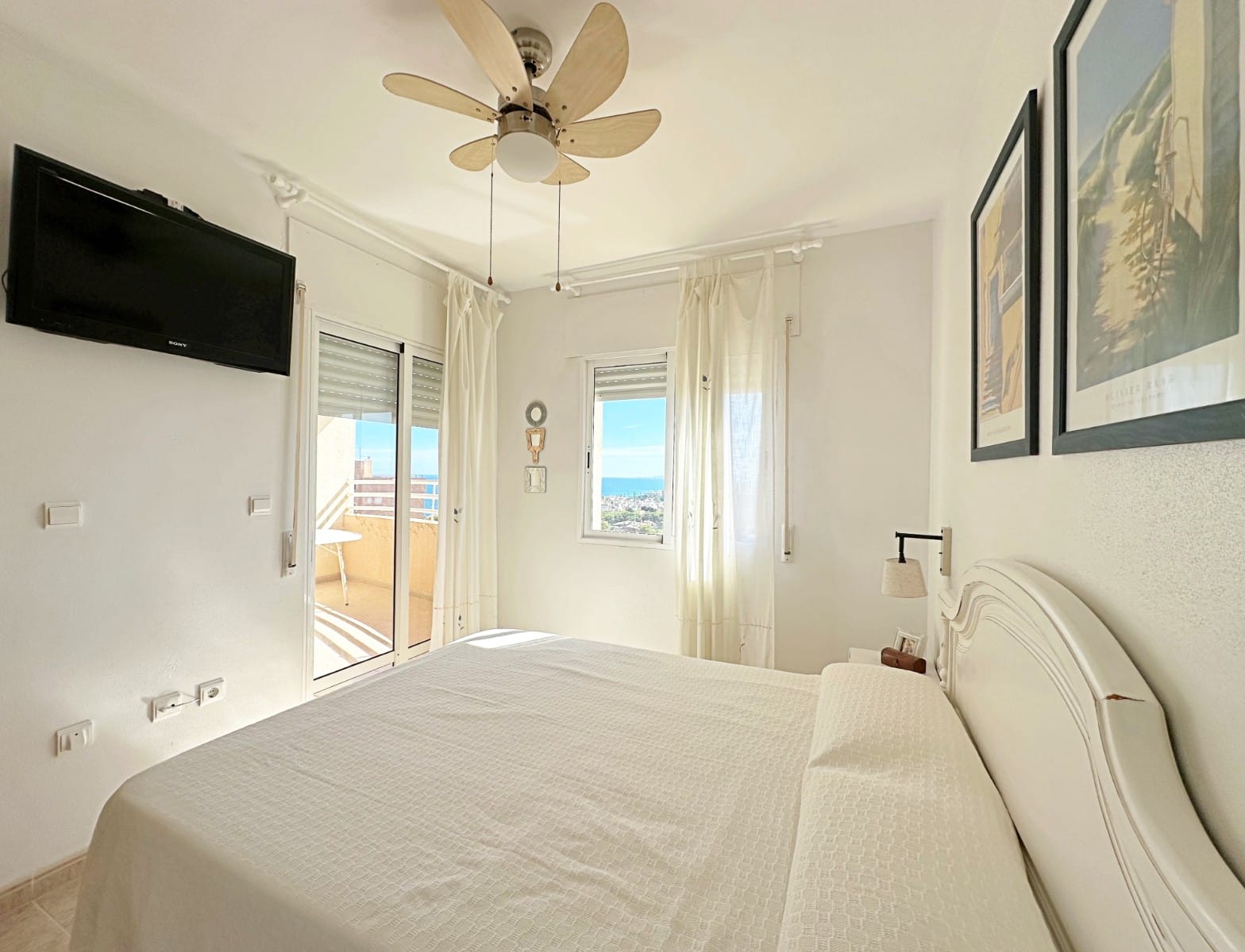 2 Bedroom Property in Orihuela Costa