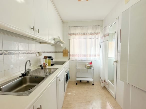 2 Bedroom Property in Orihuela Costa