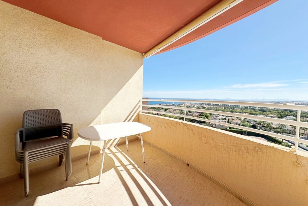 2 Bedroom Property in Orihuela Costa