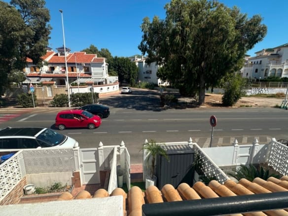 3 Bedroom Property in La Mata