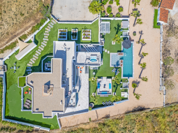 5 Bedroom Property in Torremendo
