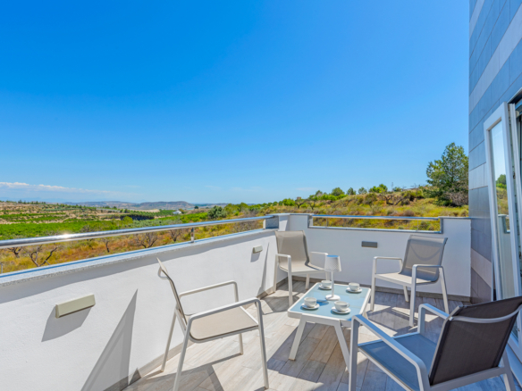 5 Bedroom Property in Torremendo