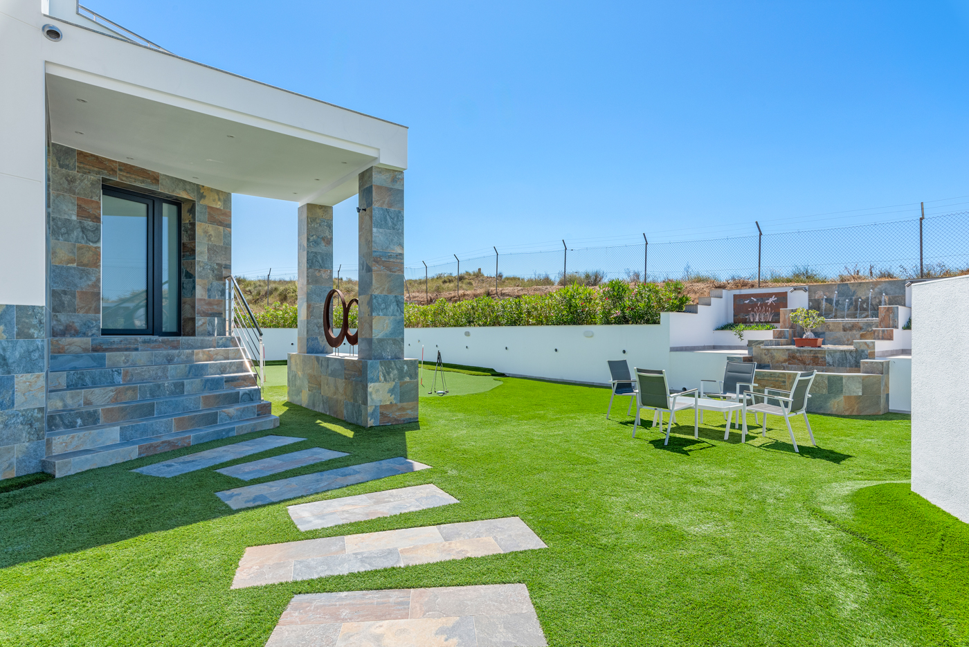 5 Bedroom Property in Torremendo