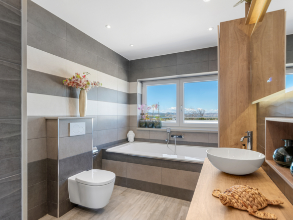 5 Bedroom Property in Torremendo