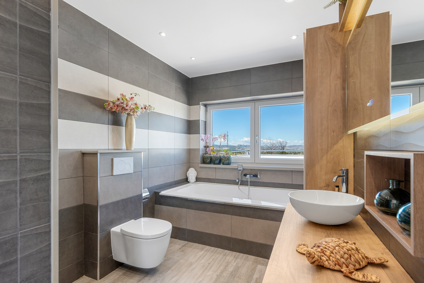 5 Bedroom Property in Torremendo