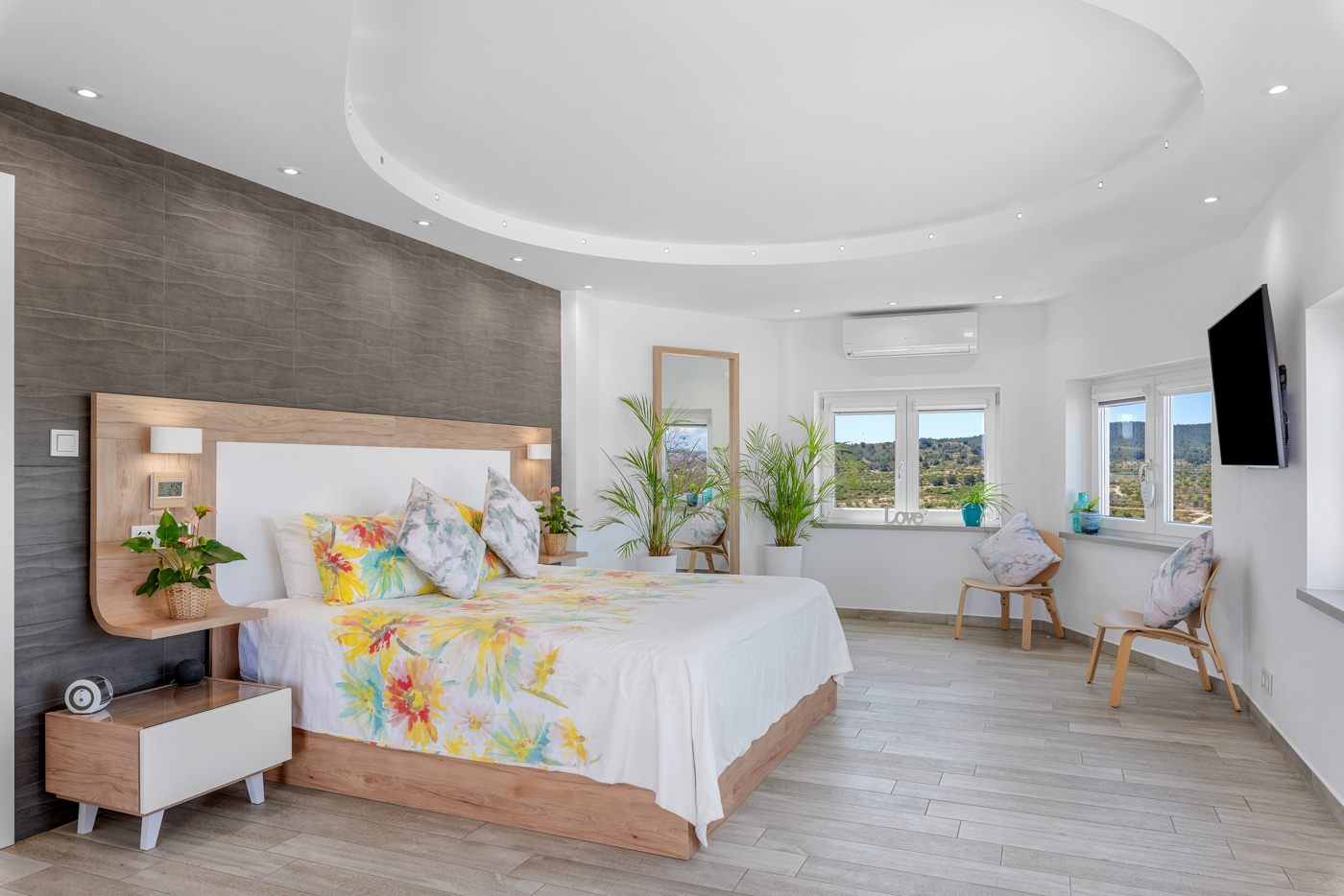 5 Bedroom Property in Torremendo