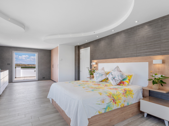 5 Bedroom Property in Torremendo