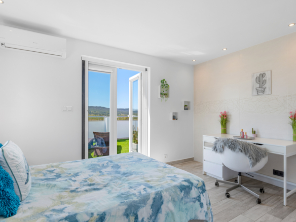 5 Bedroom Property in Torremendo