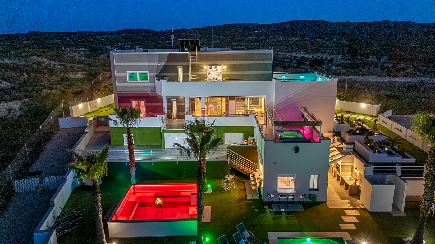 5 Bedroom Property in Torremendo