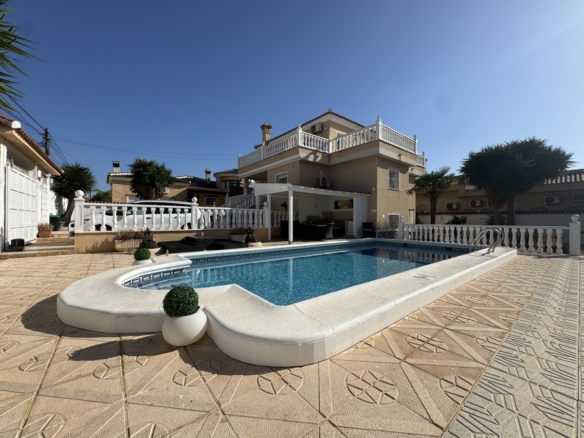4 Bedroom Property in Ciudad Quesada