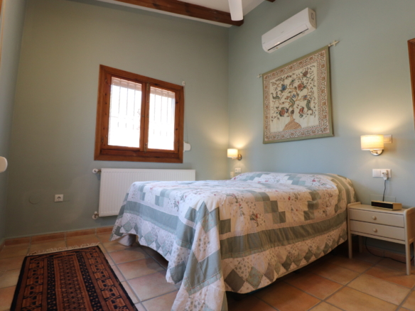 7 Bedroom Property in Catral