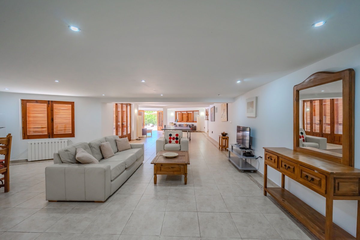 4 Bedroom Property in Cabo Roig