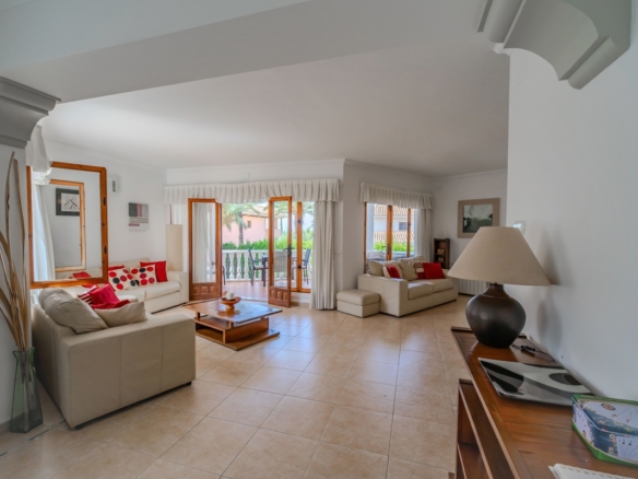 4 Bedroom Property in Cabo Roig