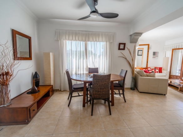 4 Bedroom Property in Cabo Roig