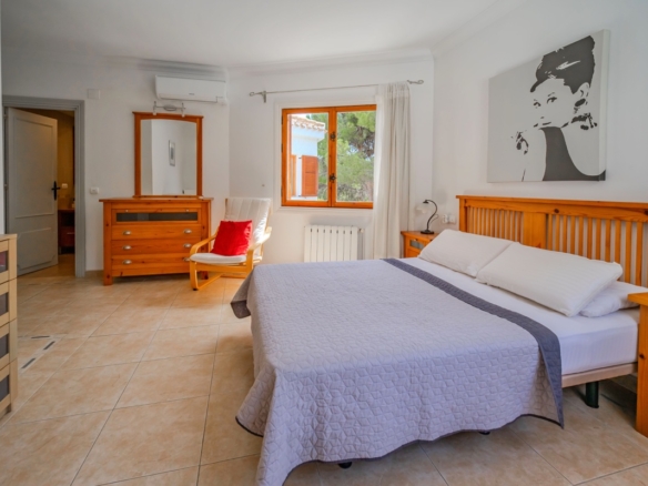 4 Bedroom Property in Cabo Roig